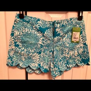 Lilly Pulitzer buttercup short size 0 blue flower